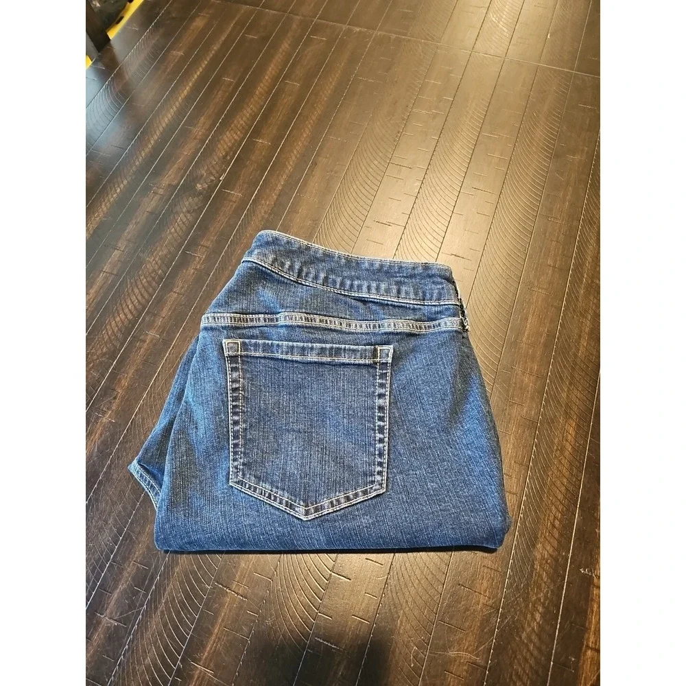 Torrid Women's‎ Blue Boyfriend Cropped Denim Jeans Medium Wash Sz 18r Plus